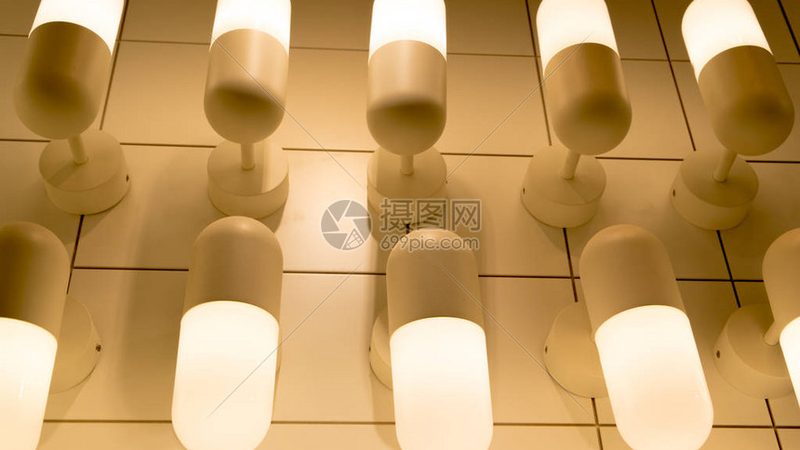 洗墙灯支架：揭秘其报价单明细背后的关键因素